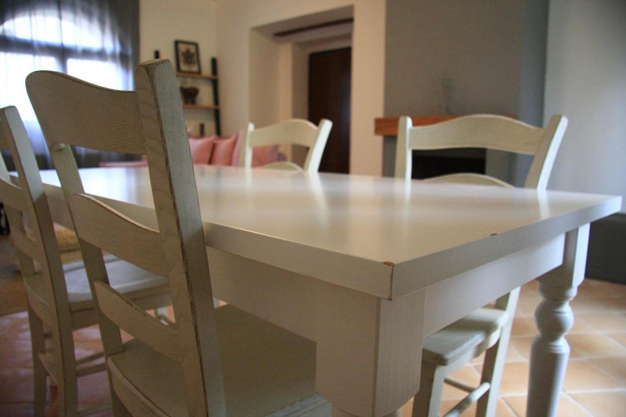 Aparthotel Ht Castello Di Campolongo à Valfabbrica Extérieur photo
