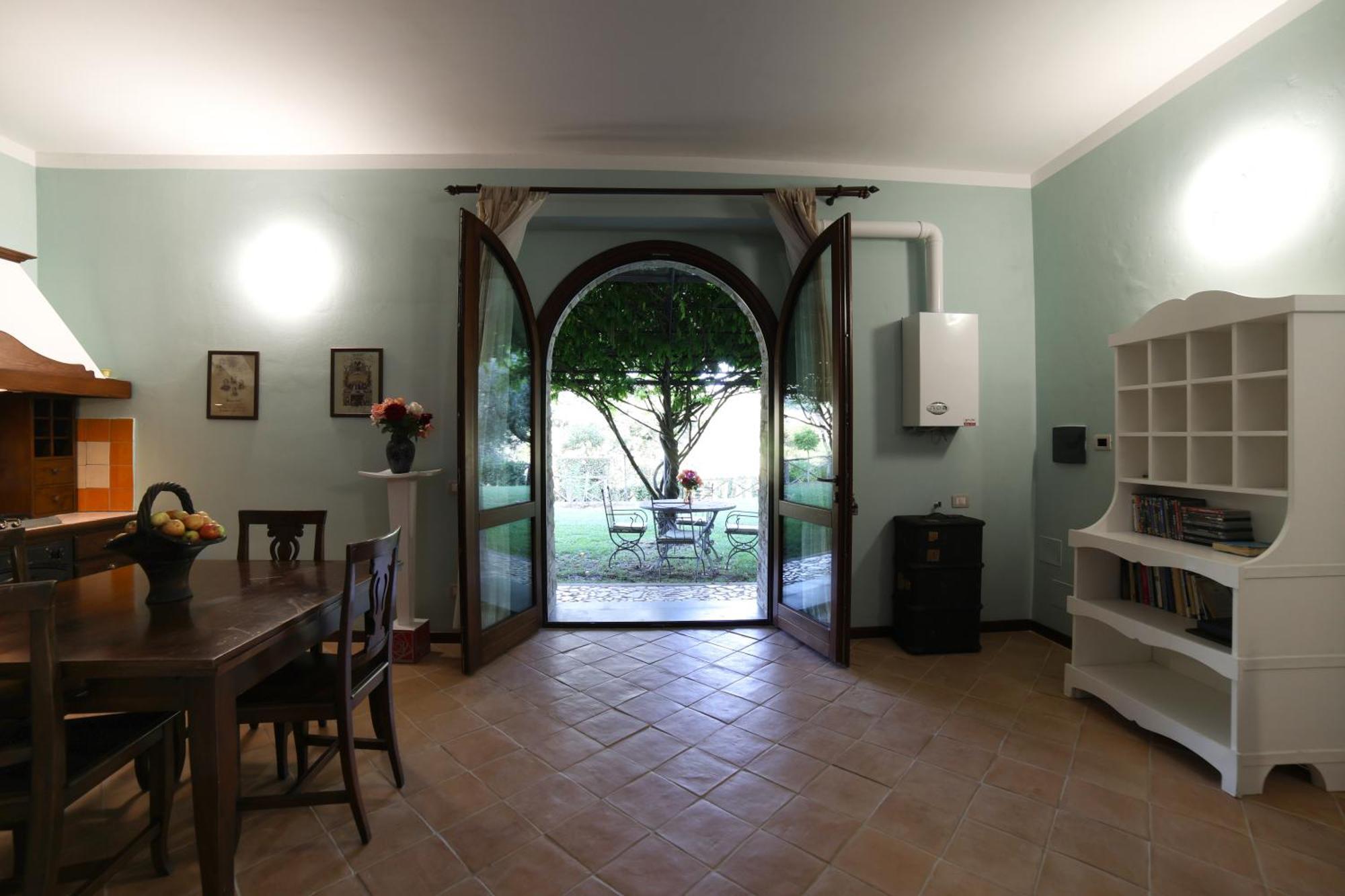 Aparthotel Ht Castello Di Campolongo à Valfabbrica Extérieur photo