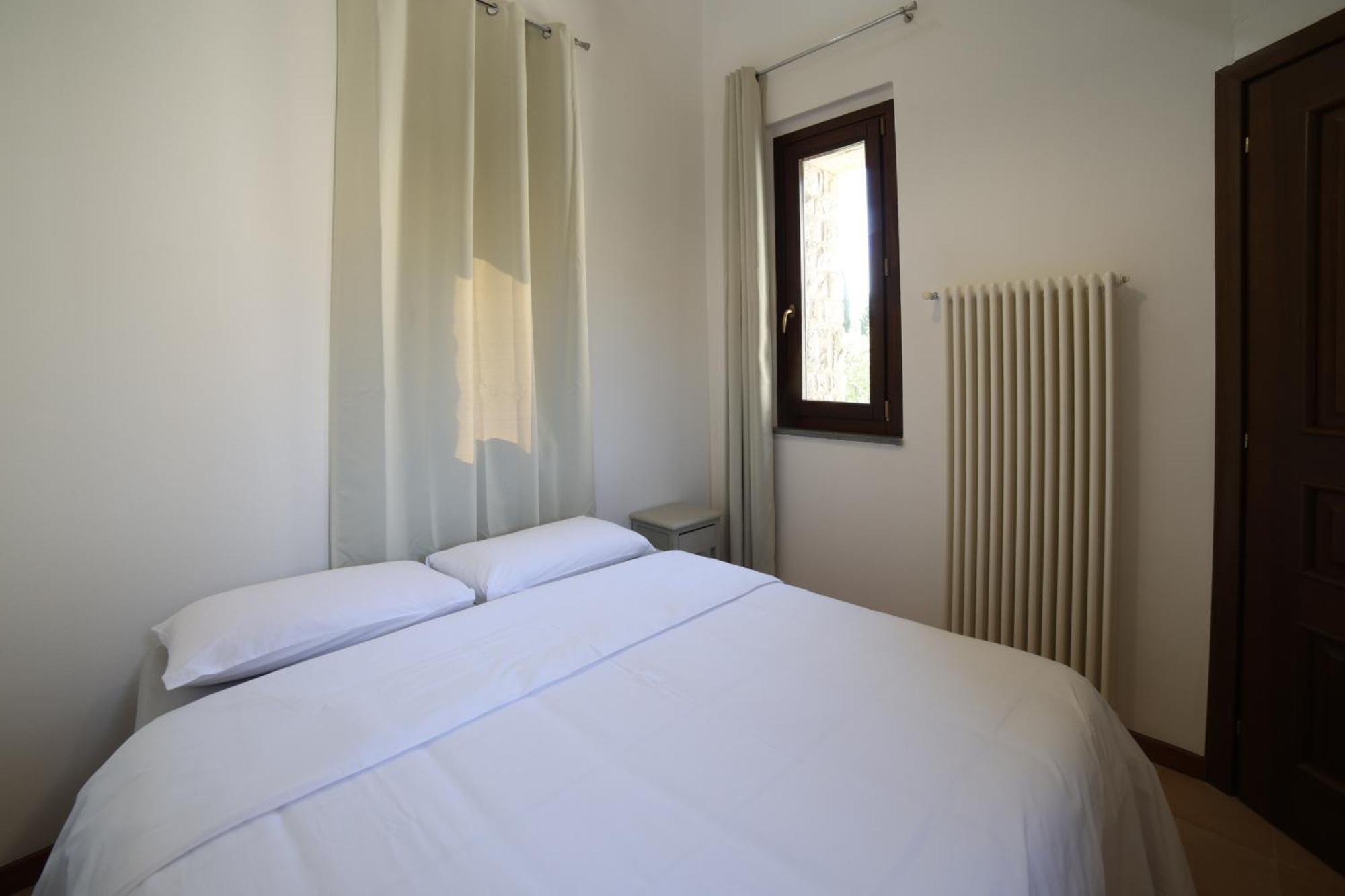 Aparthotel Ht Castello Di Campolongo à Valfabbrica Extérieur photo