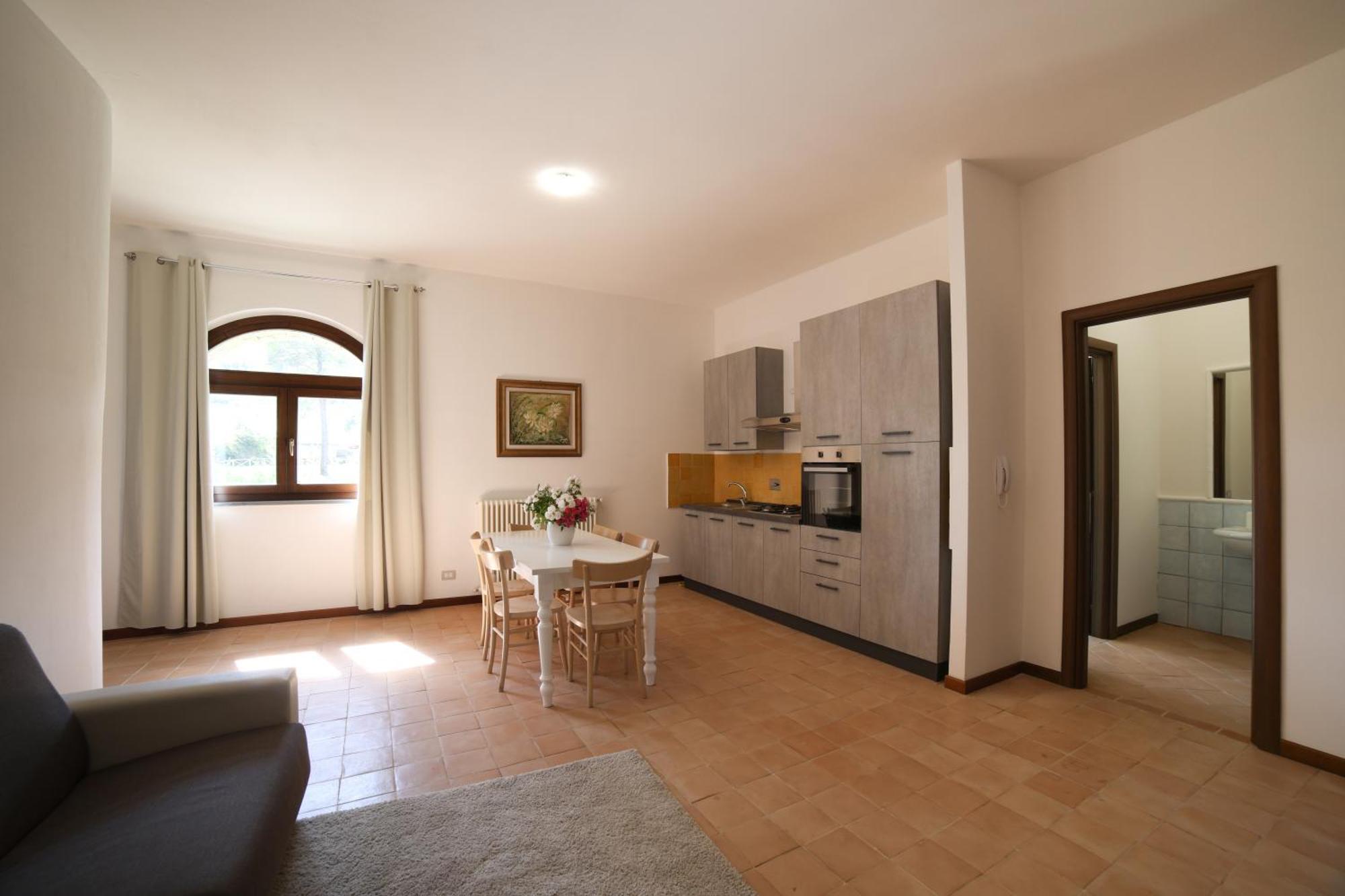 Aparthotel Ht Castello Di Campolongo à Valfabbrica Extérieur photo