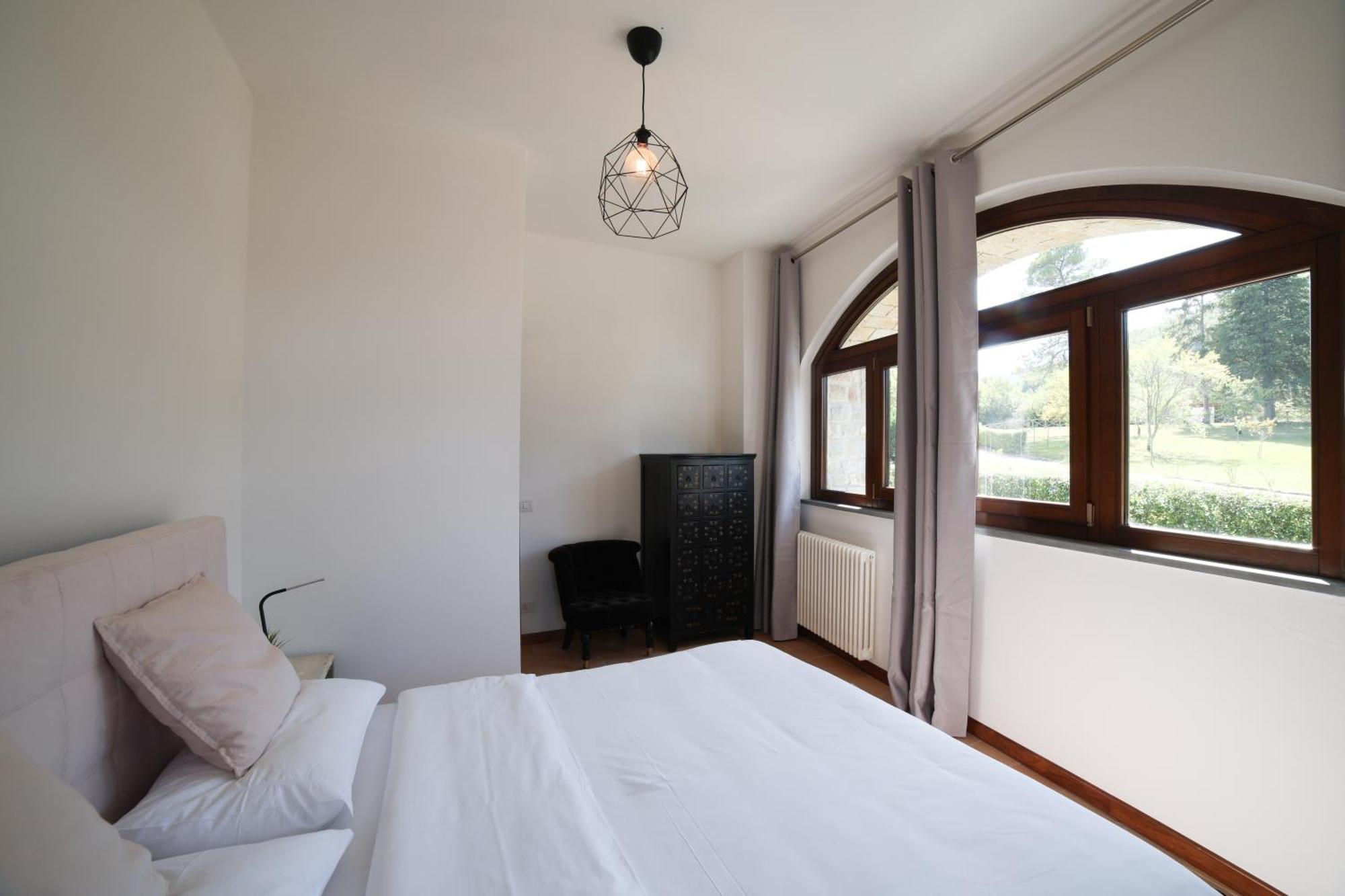 Aparthotel Ht Castello Di Campolongo à Valfabbrica Extérieur photo