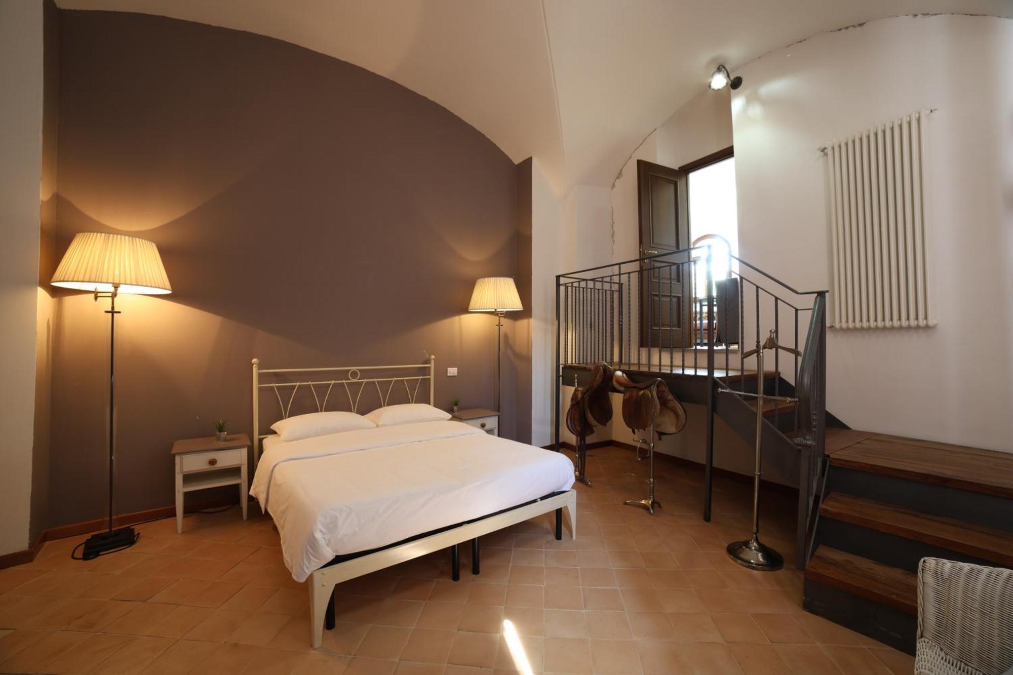 Aparthotel Ht Castello Di Campolongo à Valfabbrica Extérieur photo